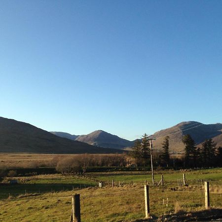 Bed and Breakfast Railway View - Connemara Recess Exterior foto