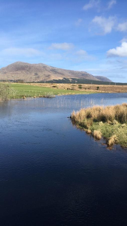 Bed and Breakfast Railway View - Connemara Recess Exterior foto